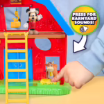 Disney Jr. Mickey Mouse Barnyard Fun Playset