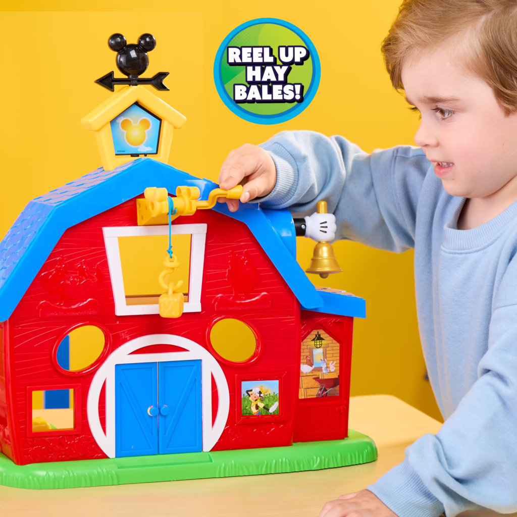Disney Jr. Mickey Mouse Barnyard Fun Playset