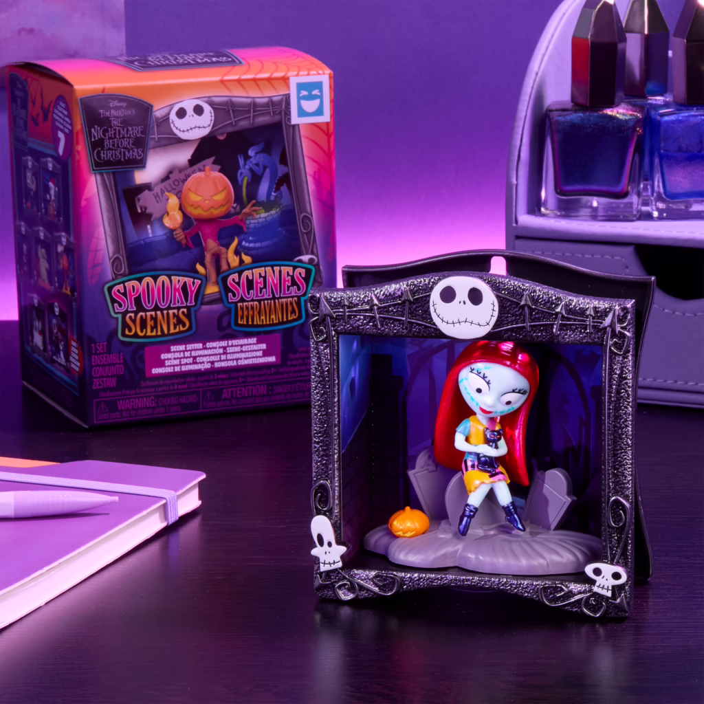 HAPPY HAUL Disney Tim Burton’s The Nightmare Before Christmas Spooky Scenes Scene Setters